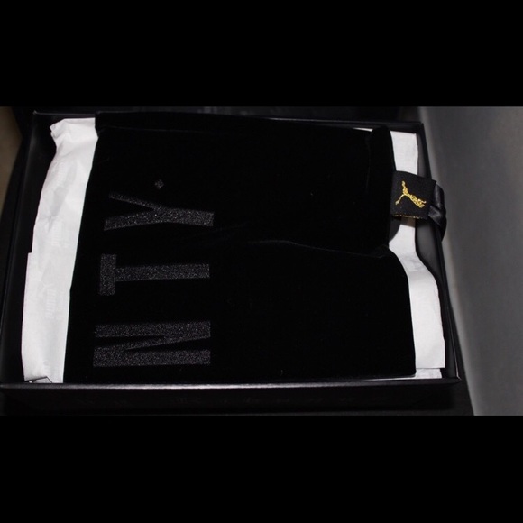 Puma - Picture 4 of 7